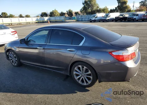 2015 Honda Accord Sport z USA, uszkodzony, nr VIN 1HGCR2F5XFA139817